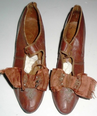 M2M 1860 Shoes